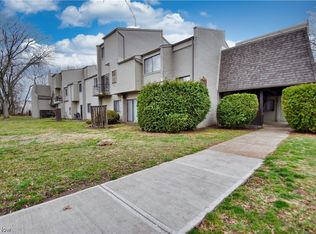 38280 N Lane Rd #K204, Willoughby, OH 44094