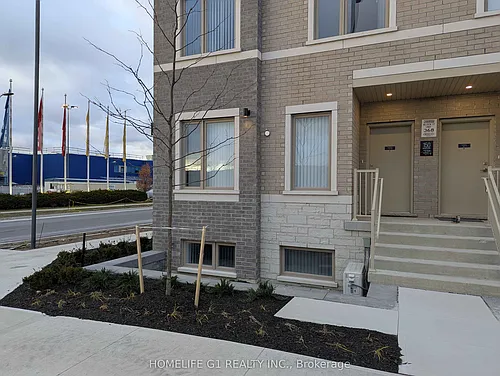 150 Honeycrisp Cres Photo 1