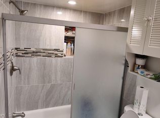 11806 Breton Ct APT 2, Reston, VA 20191