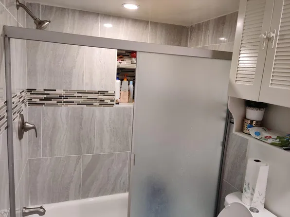 11806 Breton Ct APT 2, Reston, VA 20191