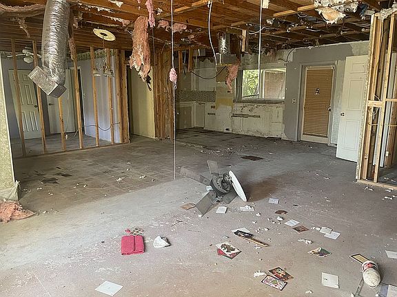 5th image of 4611 W Fair Oaks Ave