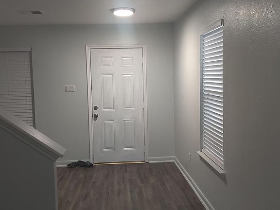 5th image of 13326 Sanderford Ln