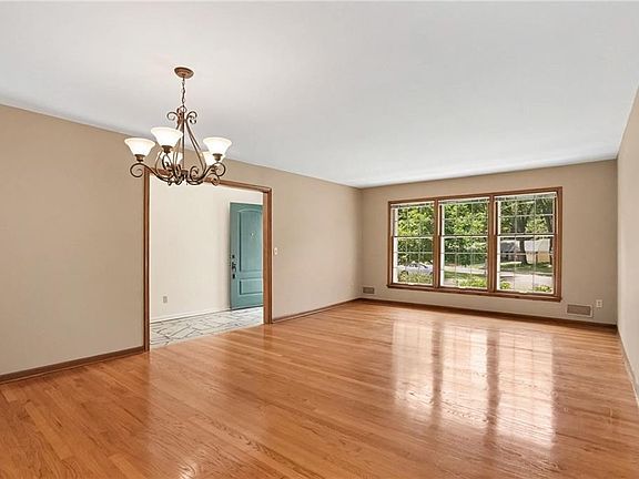 5th image of 5716 W 97th Ter