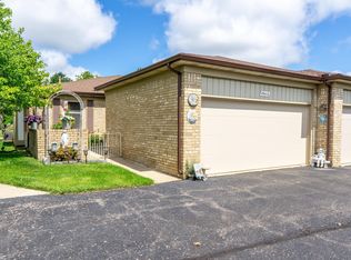 49413 Ferrisburg Ct #33/9, Utica, MI 48315