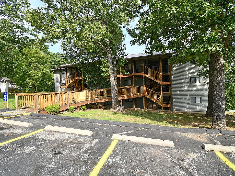 437 Notch Lane Bldg. 16 #8, Reeds Spring, MO 65737 | Zillow
