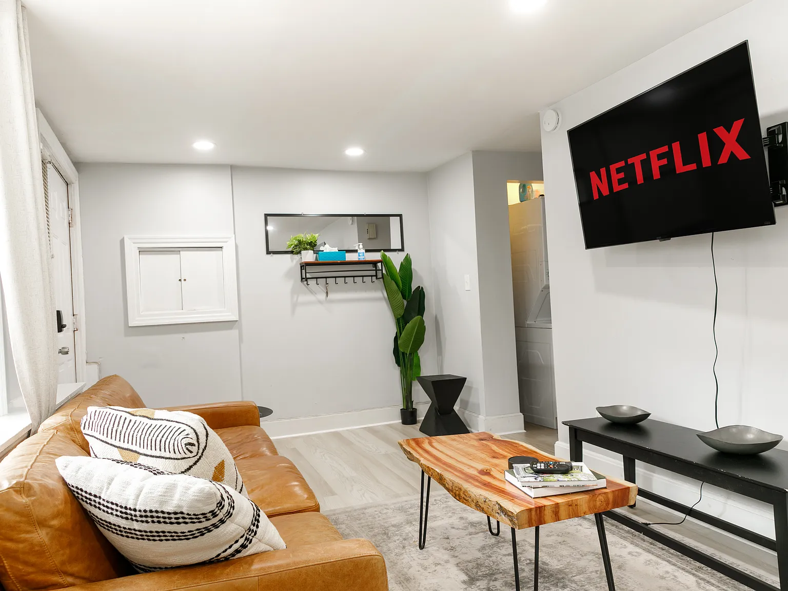 1 bed, $1,800 — Photo 3
