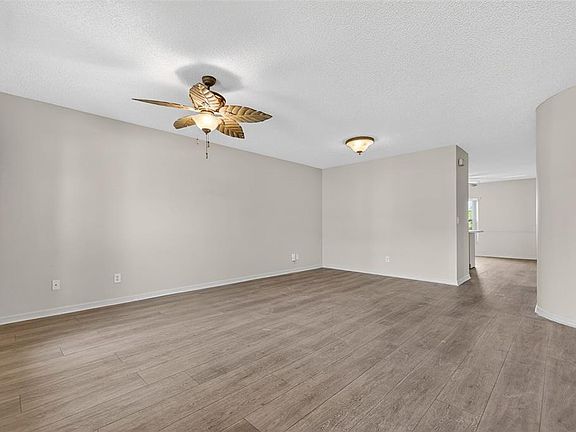 3rd image of 2231 UTOPIAN DRIVE E #219