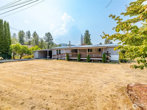 7470 2nd Street, Concrete, WA 98237