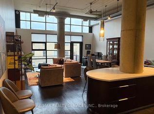 90 Sumach St #406, Toronto, ON M5A4R4