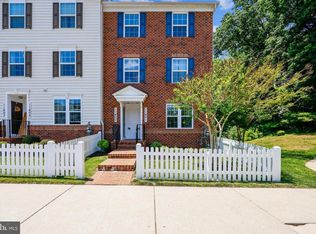 11601 Emerald Green Dr #906A, Clarksburg, MD 20871
