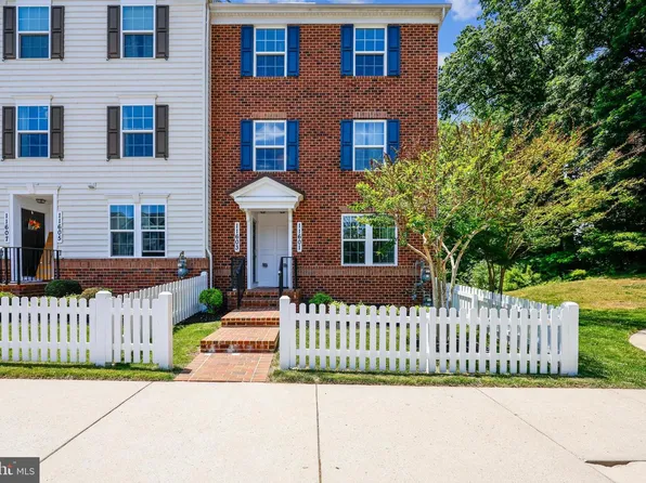 11601 Emerald Green Dr #906A, Clarksburg, MD 20871