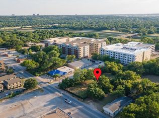 127 Roberts Cut Off Rd, Fort Worth, TX 76114