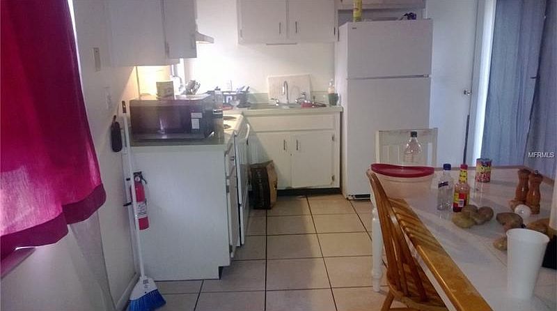 2nd image of 1134 Palm Bluff St
