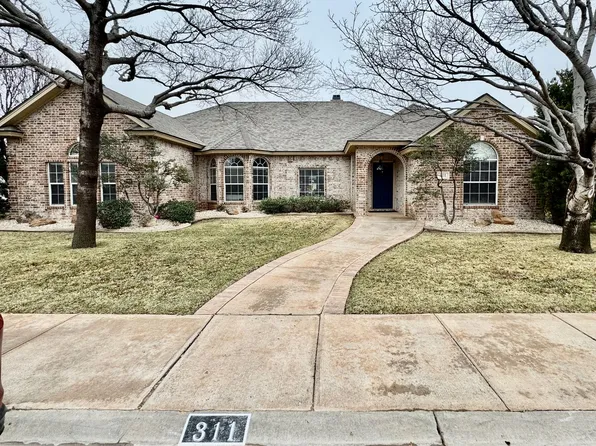 311 Longhorn St, Wolfforth, TX 79382