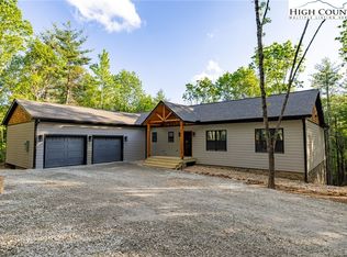 300 Noahs Rdg, Fleetwood, NC 28626