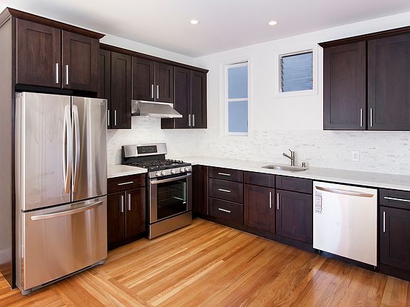 4th image of 1370 Taylor St APT 9