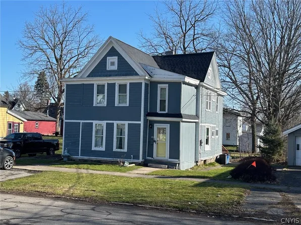 169 W 3rd St S, Fulton, NY 13069