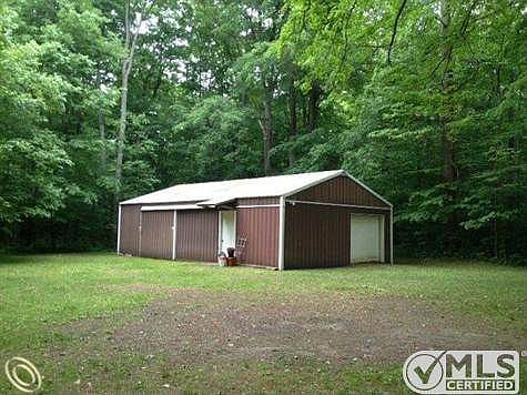 Second pole barn.jpg