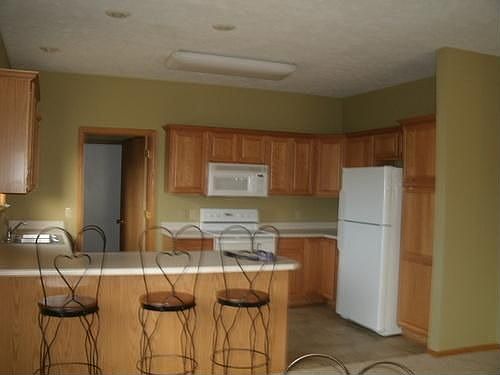 5th image of 4727 S 85th Ct