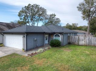 3032 Mikris Dr E, Jacksonville, FL 32225