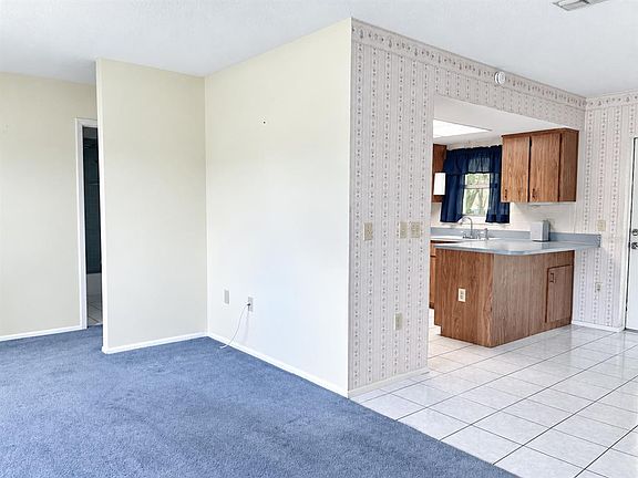 4th image of 2260 GODFREY AVENUE