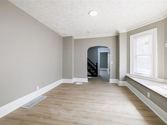 4th image of 43-55 York St