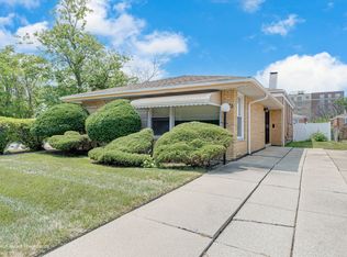 9354 S Ridgeland Ave, Chicago, IL 60617