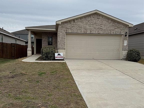 2nd image of 324 Harper Ln