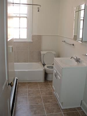 2nd image of 255 North St APT 6