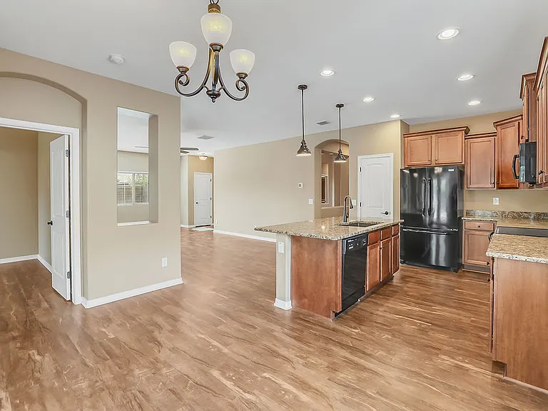784 W Leadwood Ave — Photo 10