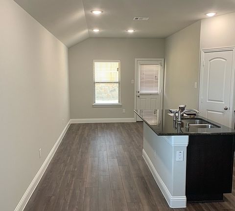 5th image of 6419 Graceland Dr