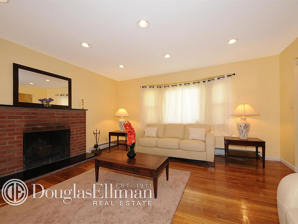1st image of 114 Allen Dr