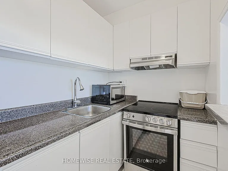 485 Kingston Rd #703 — Photo 9