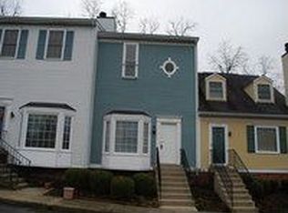 10737 Colonial Woods Way, Louisville, KY 40223