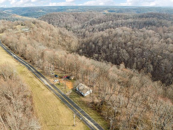 2nd image of 1301 Shepardsville Hwy