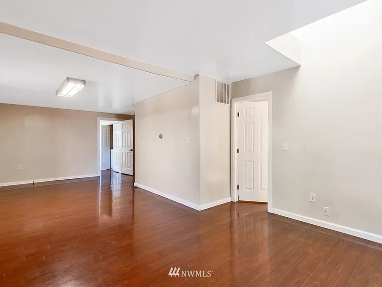 4245 S Raymond St — Photo 5