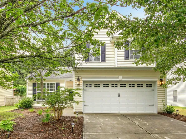 1801 Medallion Dr, Durham, NC 27704
