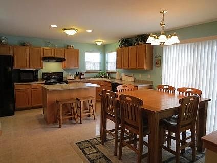 2nd image of 1347 Dovetail Dr