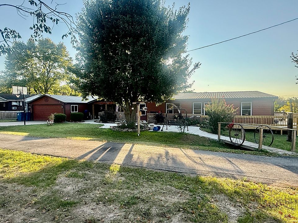 1st image of 204 Bradley Street
