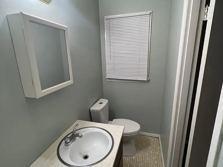 211 Utah Ave — Photo 10