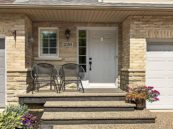 2nd image of 226 Dicenzo Dr