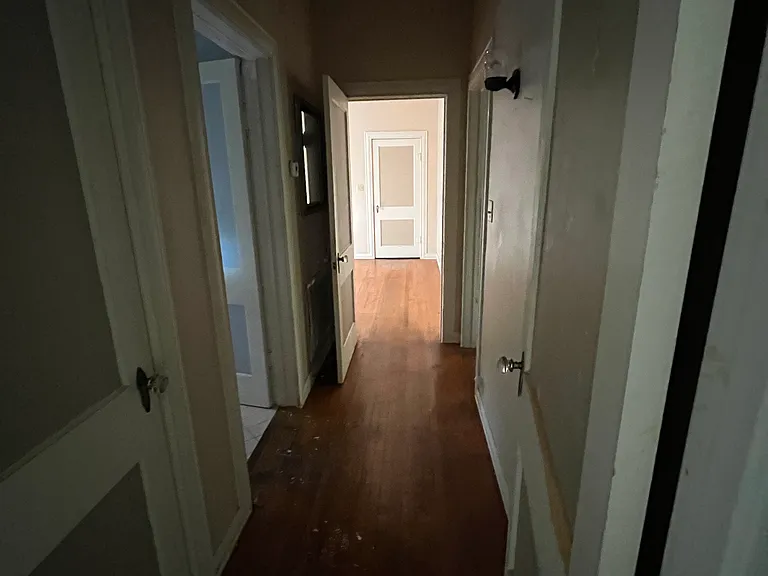 358 N Jefferson St — Photo 2