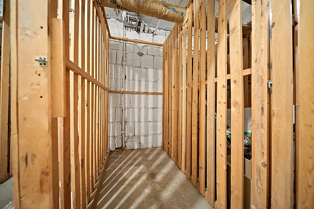 604 W Addison St #B3 — Photo 10