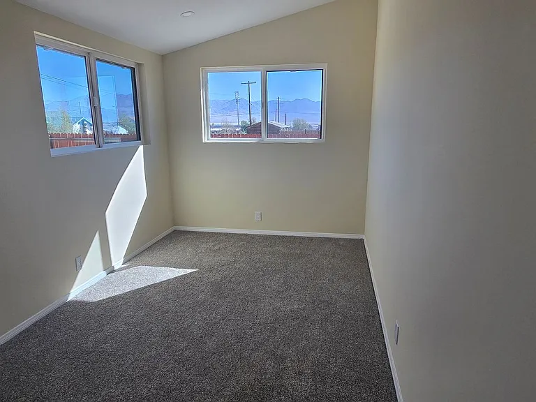 13366 Verbena St — Photo 4