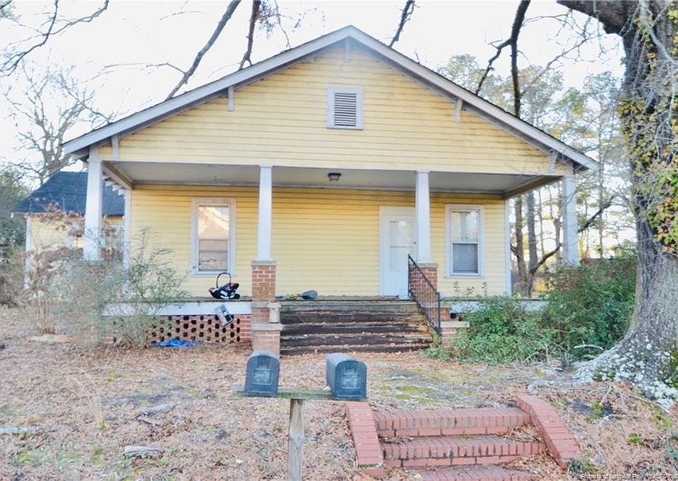 2nd image of 2306 Woodland Ave