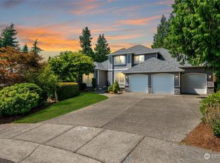 1943 S Hills Pl, Bellingham, WA 98229