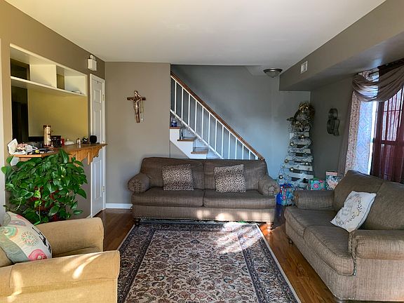 3rd image of 1312 S Glen Cir APT D