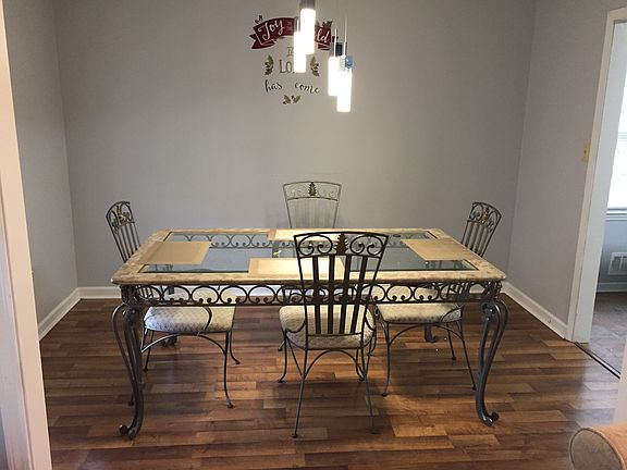 3rd image of 3421 Sweetwater Dr