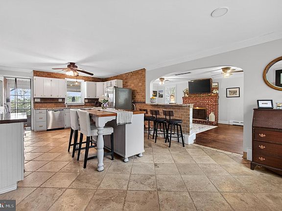 5th image of 1369 Sheep Hill Rd