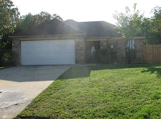 1404 Landmark Ct, Irving, TX 75060